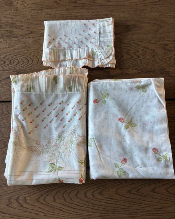 Lençóis de casal 197x254 e uma fronha piubelle