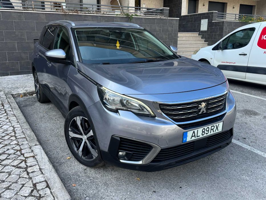 Peugeot 5008 1.6 HDi 120Cv  7 lugares foto 2