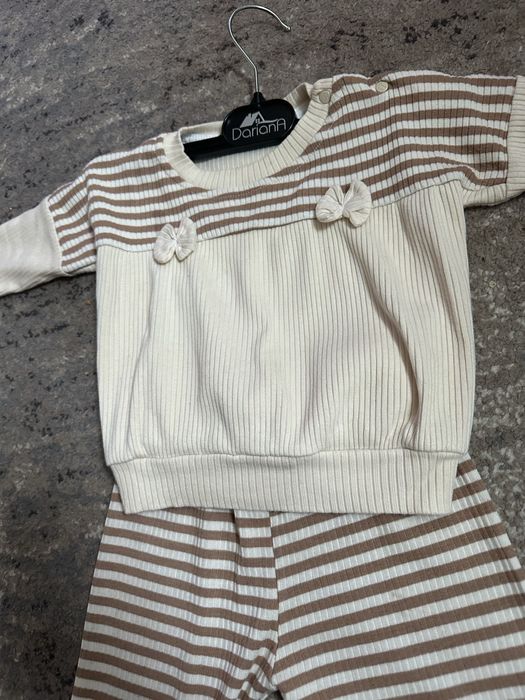 Костюмчик для дівчинки