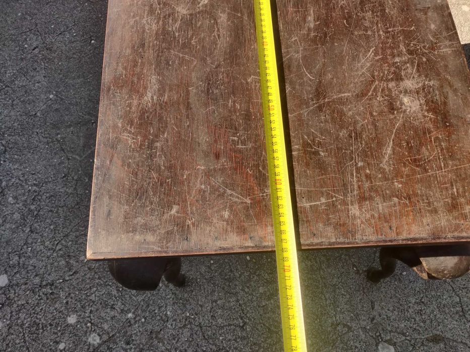 Mesa de madeira .