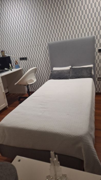 Cama solteiro completa + colchao 90×190