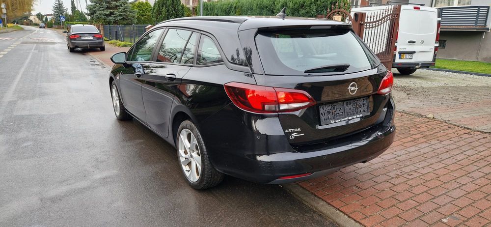 Opel Astra K Sports Tourer+ 1.6 CDTI 2017r