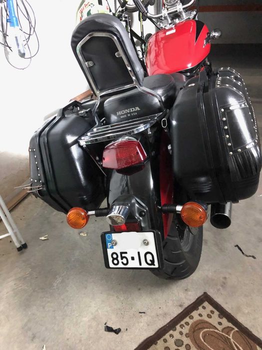 HONDA  SHADOW  VT 1100  Versão American