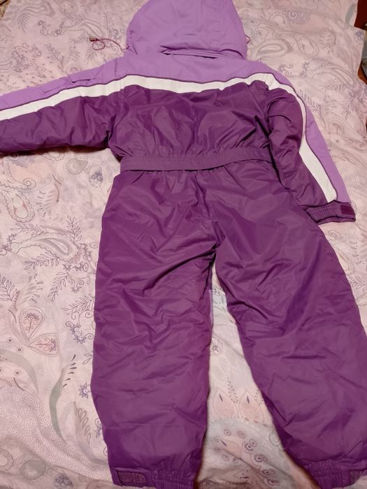 Комбинезон новый, детский, зимний.