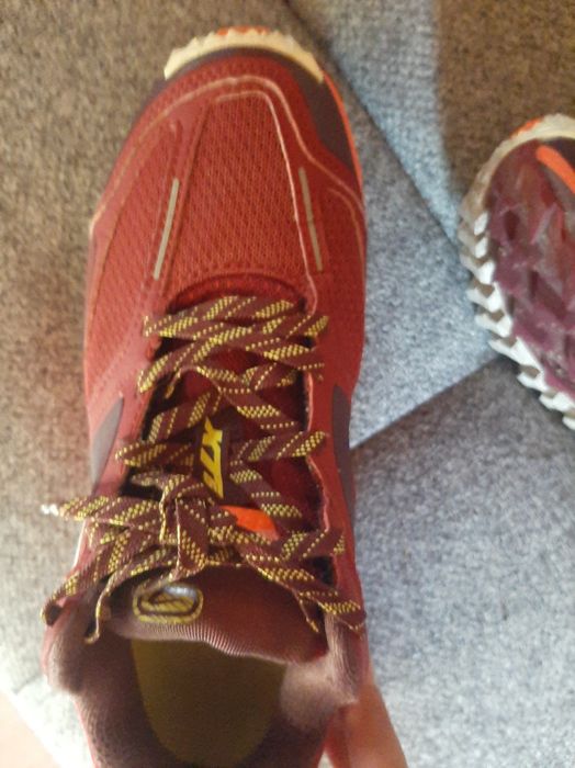 Buty do biegania damskie Kiprun Trail XT8W