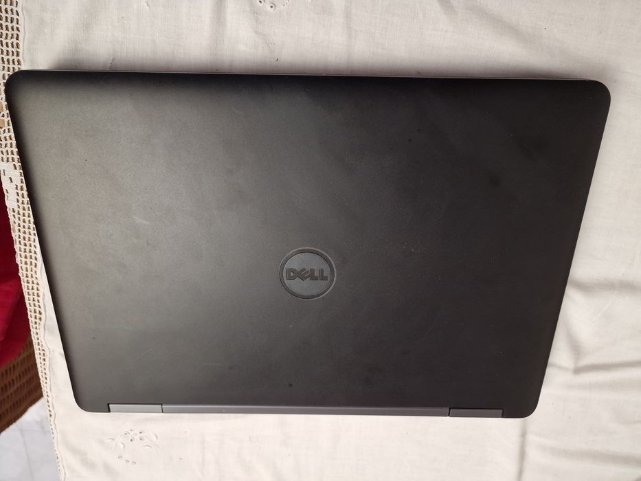 Portátil Dell i5 Pro, 8gb ram, 480gb SSD, placa gráfica