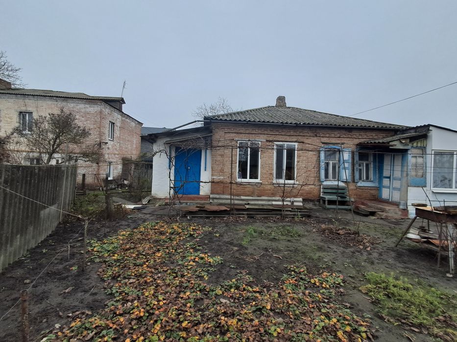 Будинок в центрі на Ярмаркова.