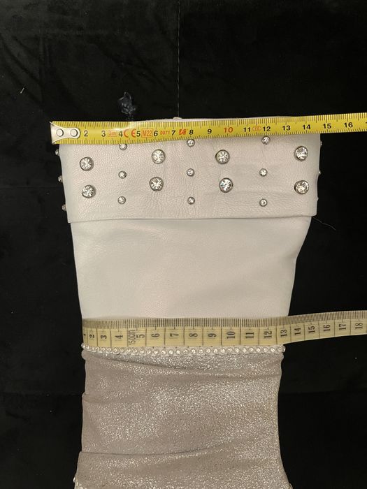 Buty kozaki rozm 38 srebrne kość słoniowa