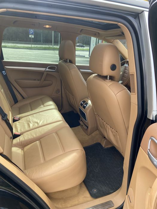 Продам Porsche Cayenne