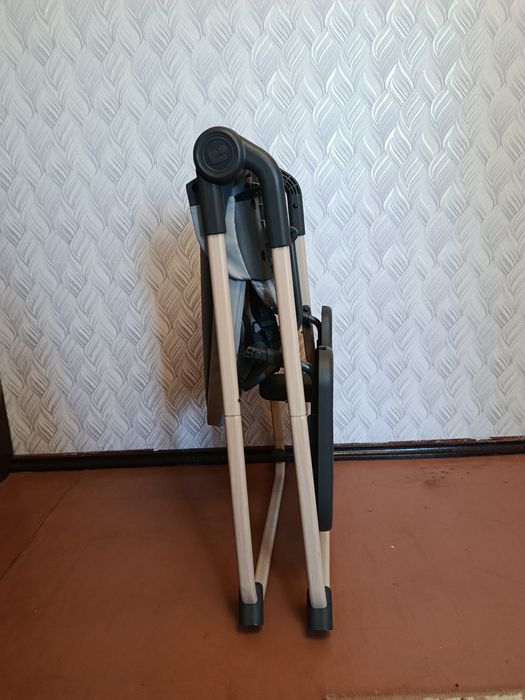 Стільчик для годування Maxi-Cosi Ava