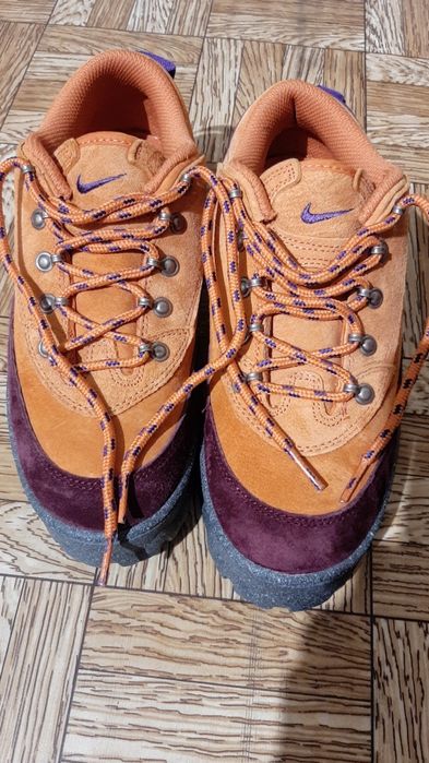 Оригінальні кросівки NIKE