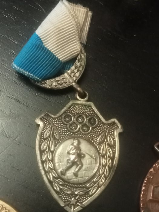 Lote de três medalhas diversas