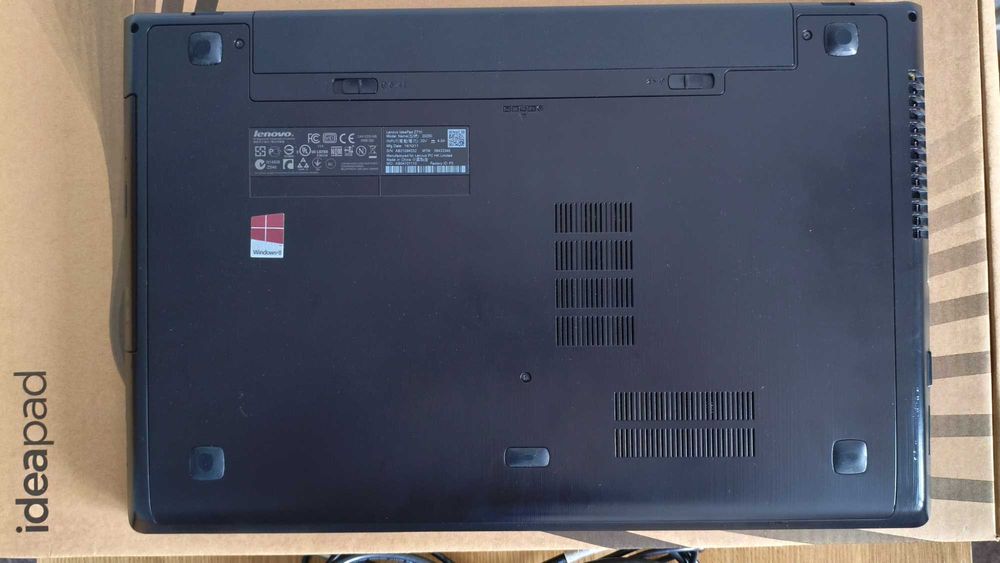 LENOVO Z710 17" 1TB i7 12 GB
