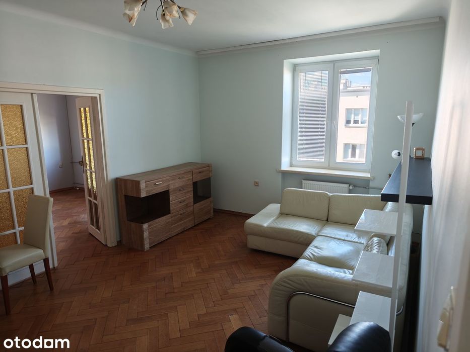 Art Deco z klimatem – ul. Narutowicza, 61 m² w sercu Stalowej Woli