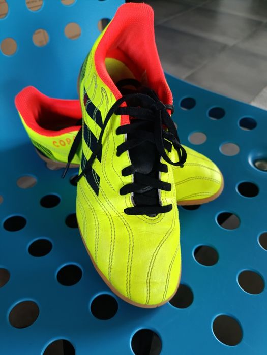 Halówki adidas Copa rozmiar 37 1/3 długość wkładki 23,5 cm