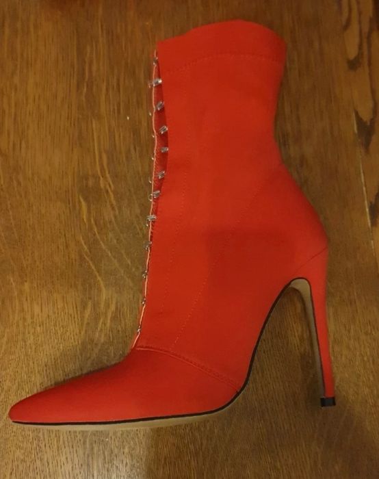 Piękne kozaczki / buty na obcasie