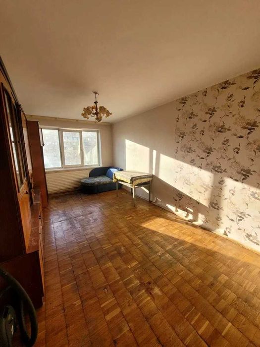 Продам  1к вул. Шухевича 28 а   Воскресенка