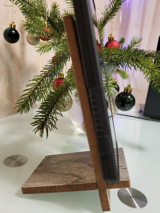 Подставка под телефон