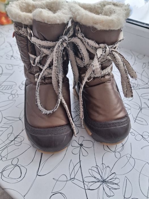 Дитяче зимове взуття , черевики 22/23 Demar