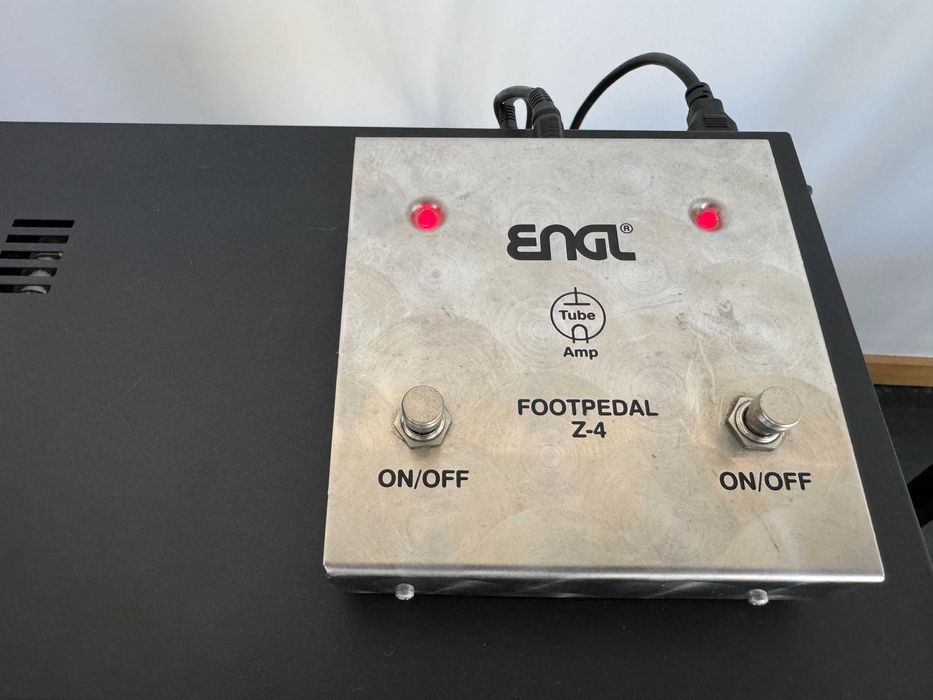 Pré Amplificador a Válvulas Engl E530 + pedal Engl Z-4