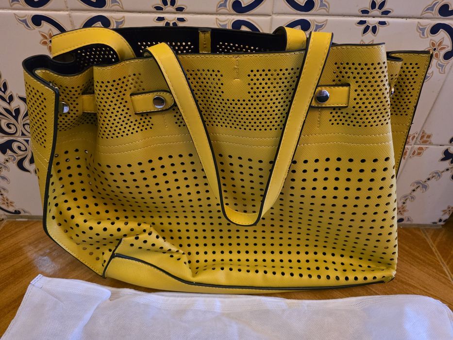 Vendo Mala Paco Martinez praticamente como Nova