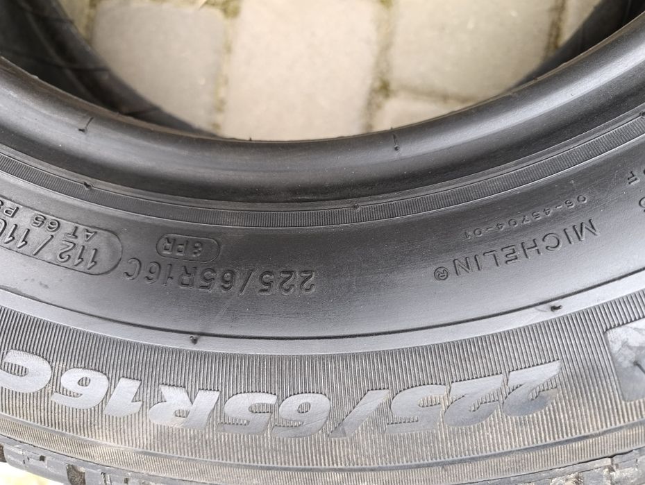 225 65 16 C Michelin
