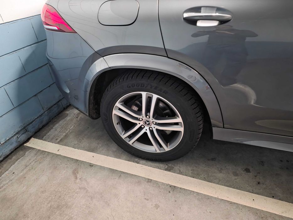 Conjunto 4 Jantes 22" originais e Pneus Mercedes