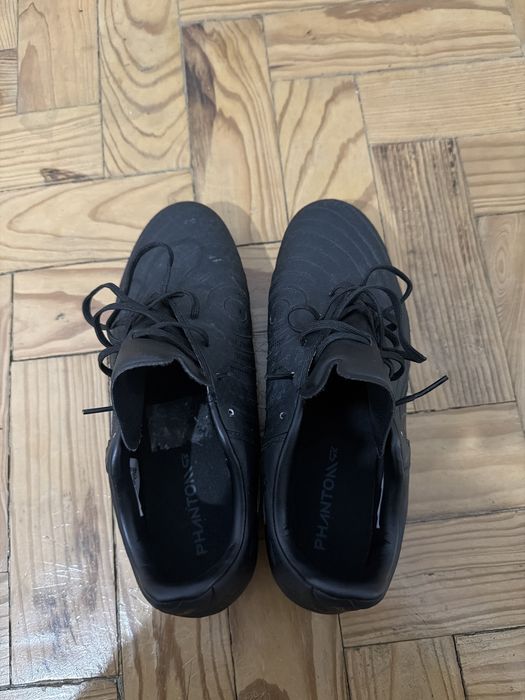 Chuteira Nike Phantom