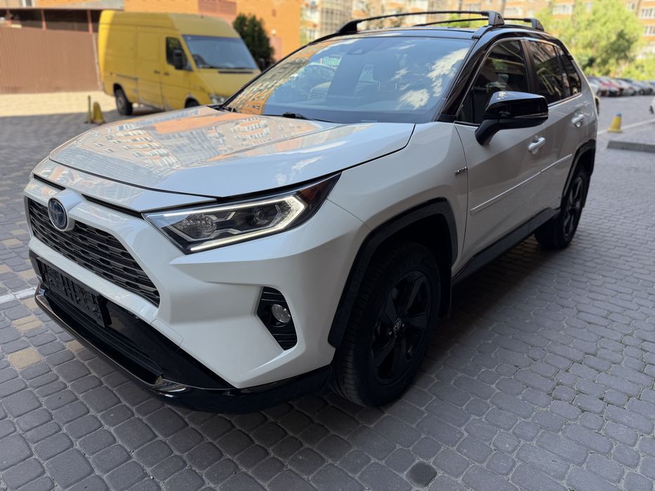 Rav 4 Hybrid XSE