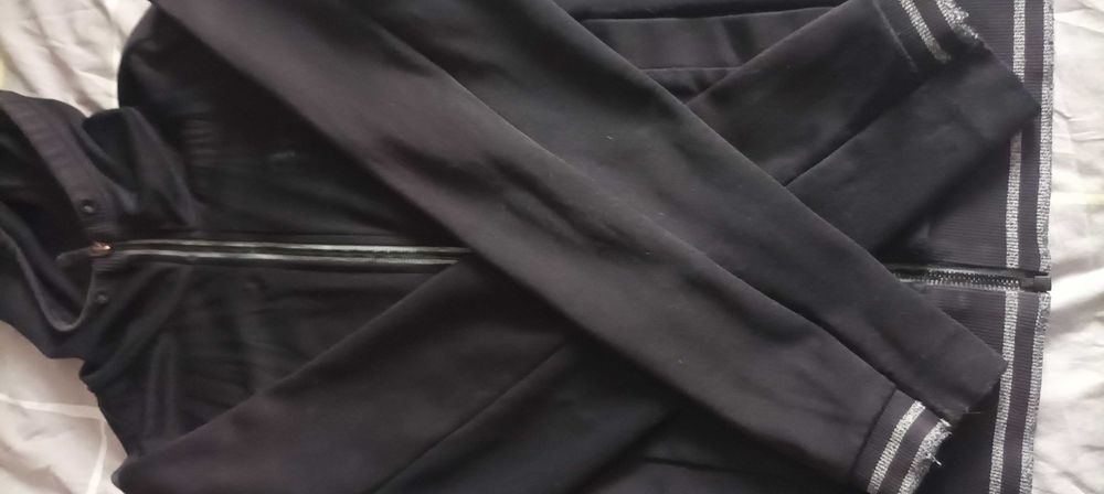 Bluza boss czarna z kapturem m