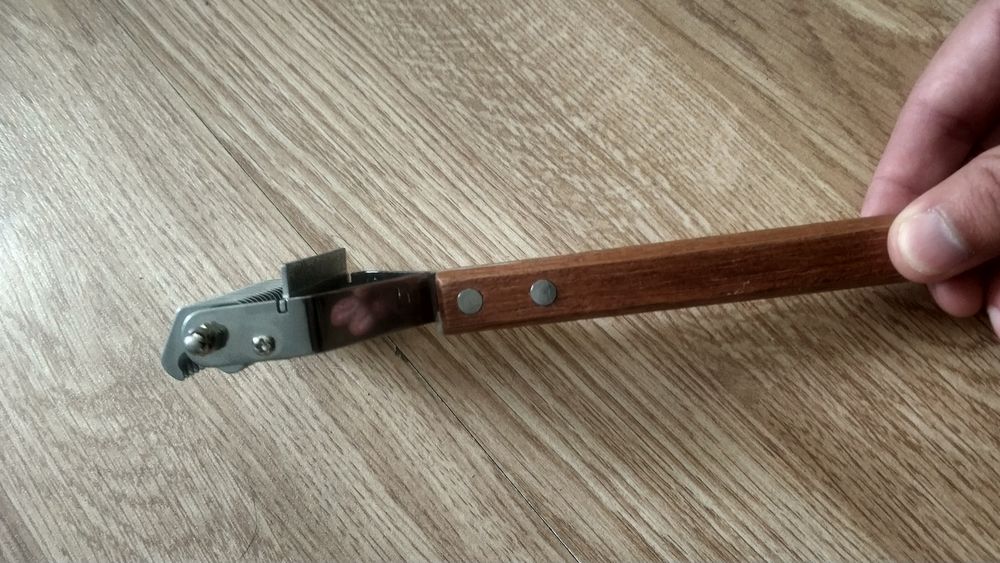 Професійний підшерстковий гребінь (рашпіль) для собак та котів