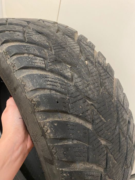 Шини зимові 205/55 R16 APLUS