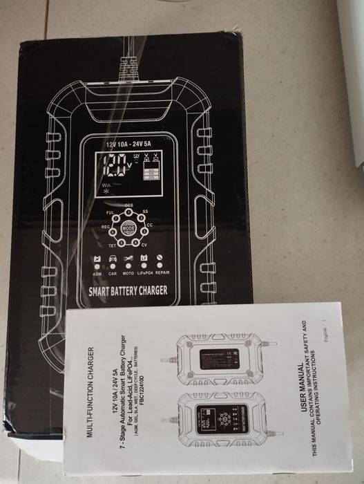 12V10A Зарядное устройство 10А12Vдля автомобиля.