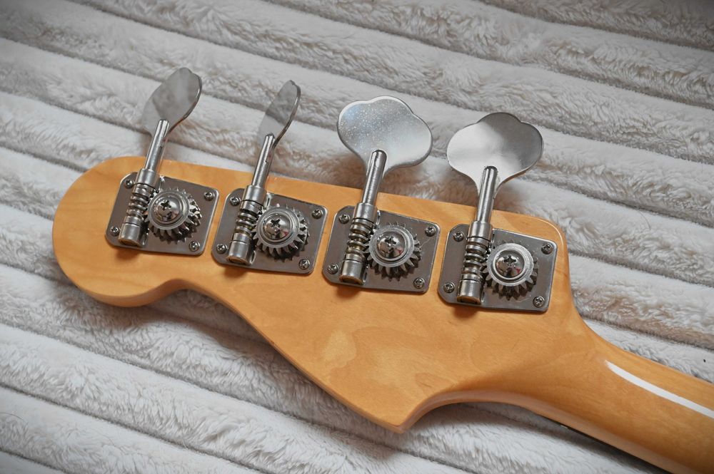 Fender Japan Jazz Bass JB-40, BLK, FujiGen (1994–1995)