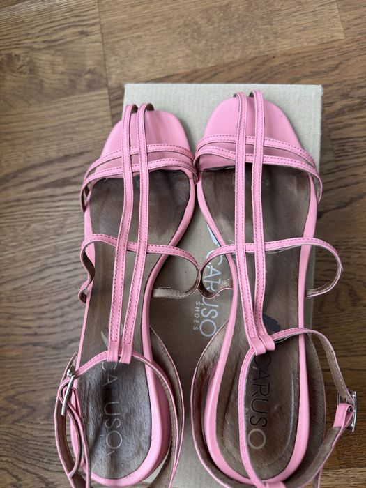 Босоніжки Caruso