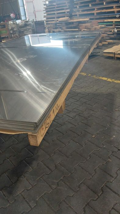 Blacha nierdzewna, magnetyczna 1,0x1250x2500 gat. 1.4016/H17, BYTOM