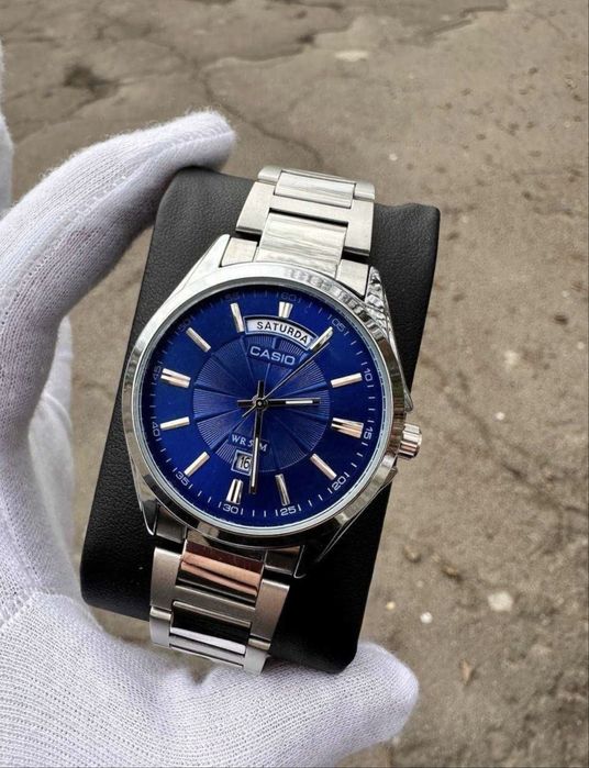 Чоловічий годинник Casio MTP-1381 з подвійним календарем