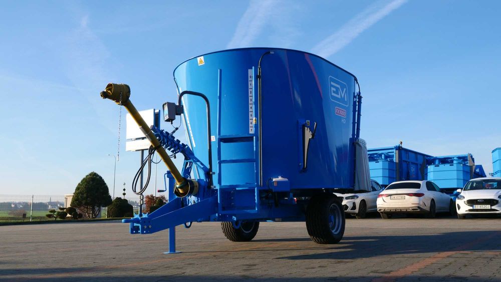 Wóz paszowy EUROMILK RINO FX 1000 HD [10m3]