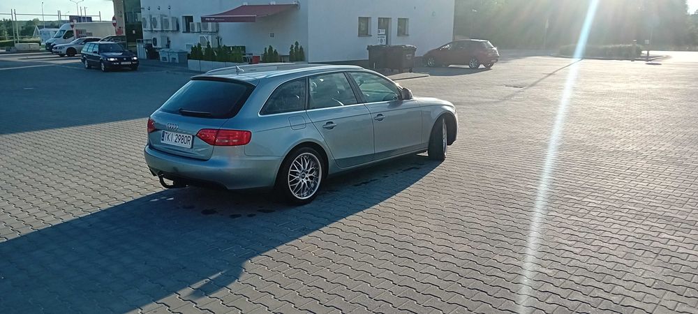 Samochód osobowy Audi A4b8 2.0TDI