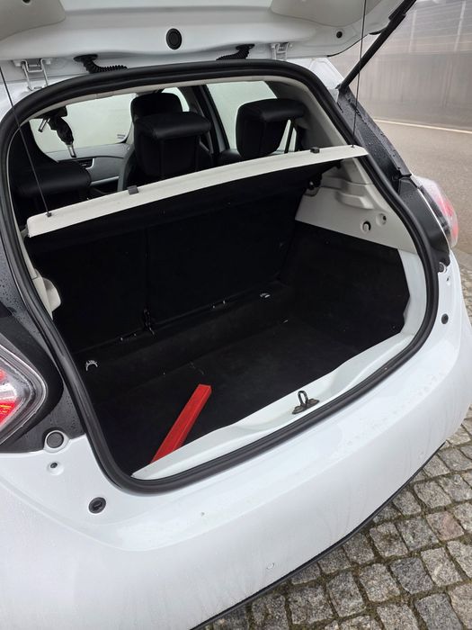 Renault Zoe 52kw (bateria própria)