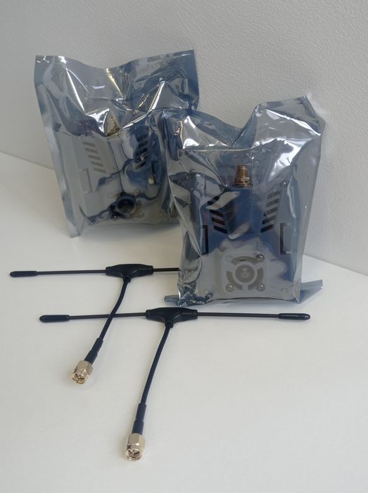 Продам передавальний модуль Happymodel ES900TX