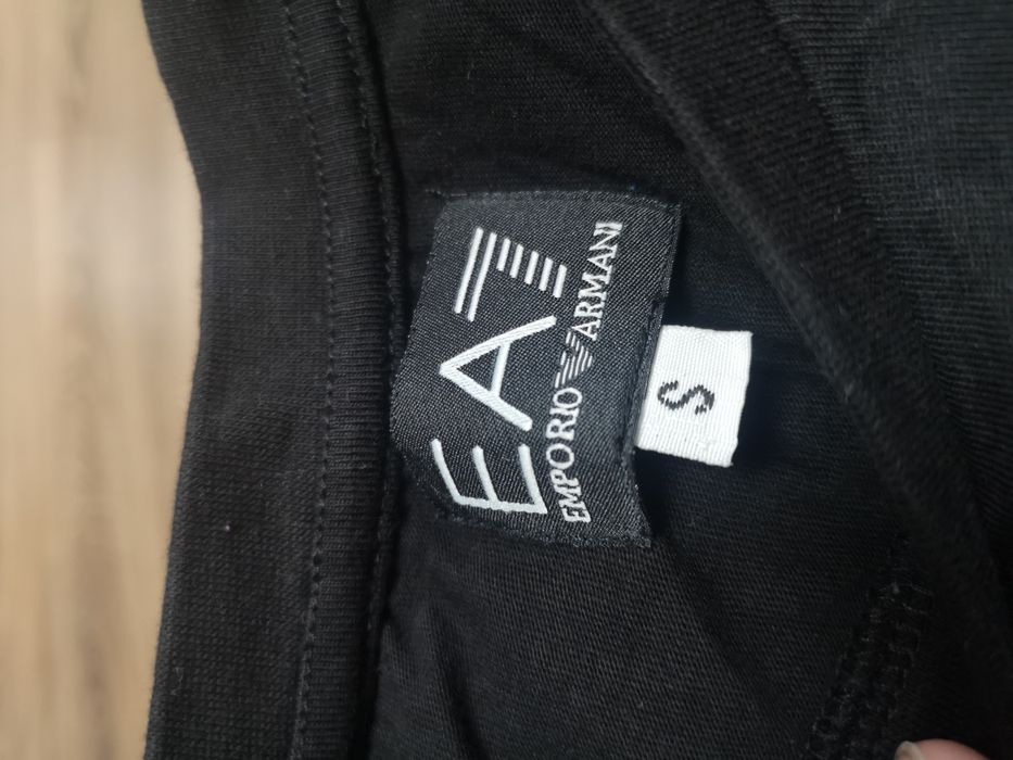 Koszulka EA7 oryginalna