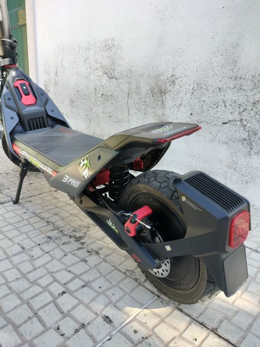 Segway zt3 pro, três meses de uso, bom estado, garantia de 2 anos e 7 meses.