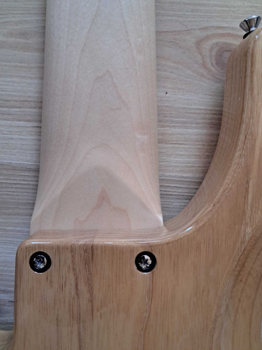 Atelier Z Beta 6 Gitara basowa