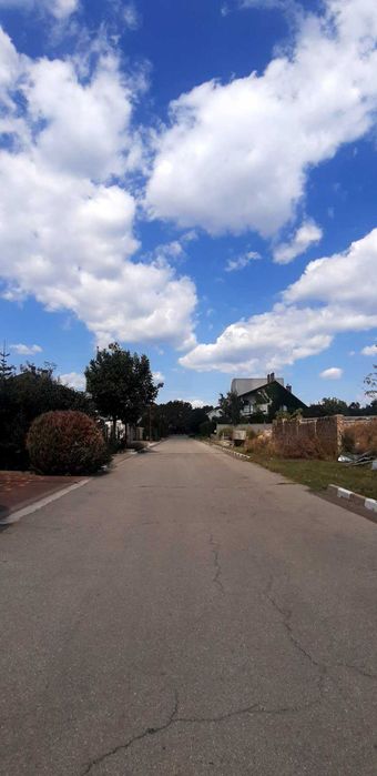 Продам участок в Совиньоне