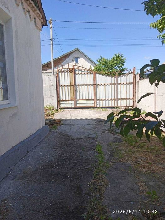 Продам 1/2 Дома на Соцгороде , с отдельным входом и двором. Сертификат