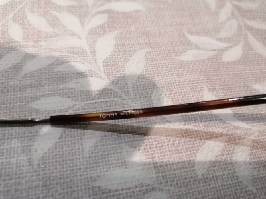 Óculo/Armação Tommy Hilfiger (nova a estrear).