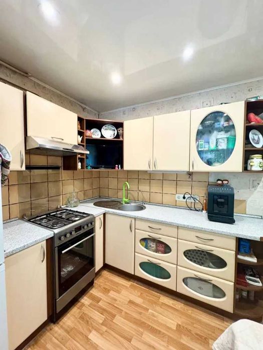 Продам 3к квартиру Тополь Тополя-1 Правий берег