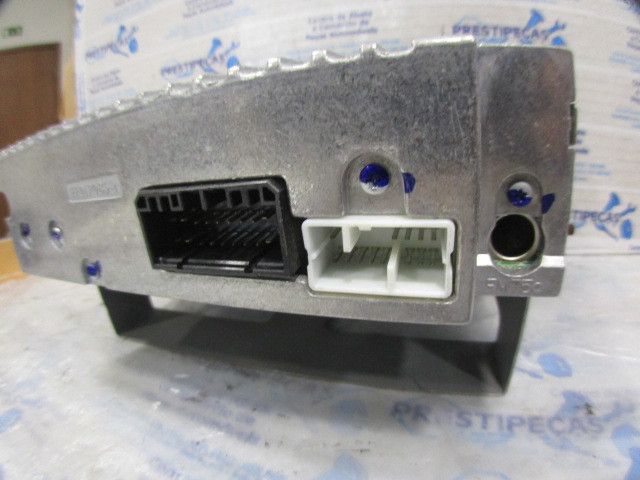 Rádio / auto-rádio OPEL Agila B (H08)