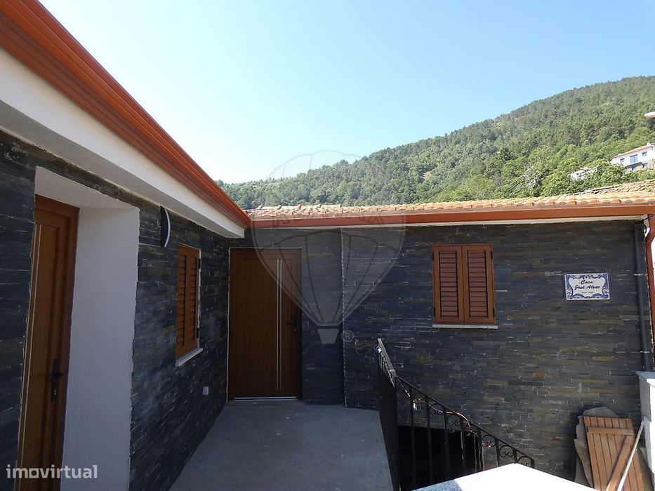 Moradia T2 para venda
